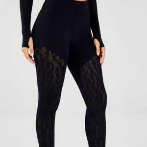 Fabletics mid-rise sculptknit jacquard 7/8 legging NWT size: S
